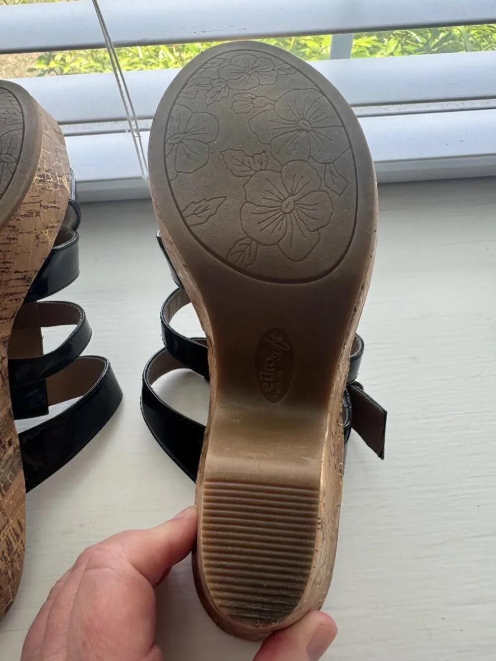 Euro Soft by Sofft Black Patent Felice Wedge Sandal Size 9 M P5